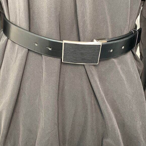 Kenneth Cole Reaction Reversible Black White Belt - Picture 1 of 12